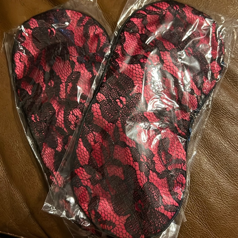 New Perfectly Posh Eye Masks